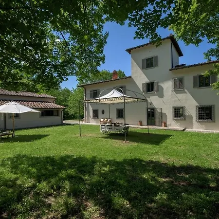 Villa Vecchietto Sleeps 12