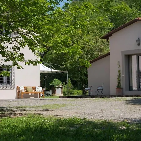 Villa Vecchietto Sleeps 12 *