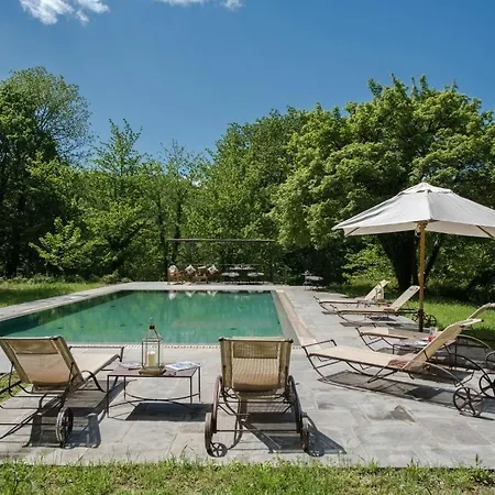 Villa Vecchietto Sleeps 12