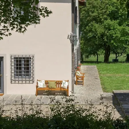 Vecchietto Sleeps 12 *