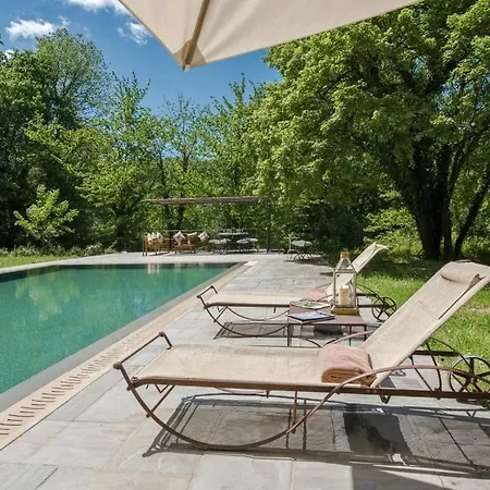 Villa Vecchietto Sleeps 12 *